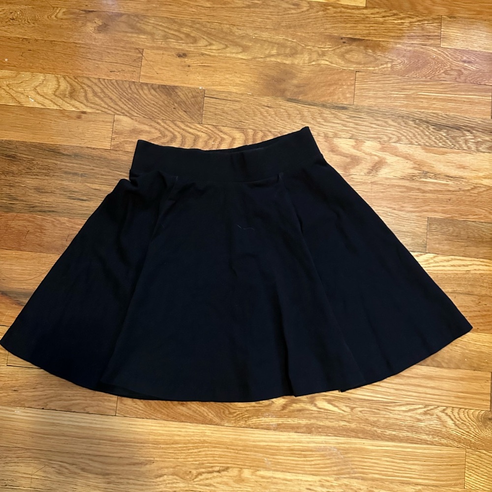 Divided mini skirt